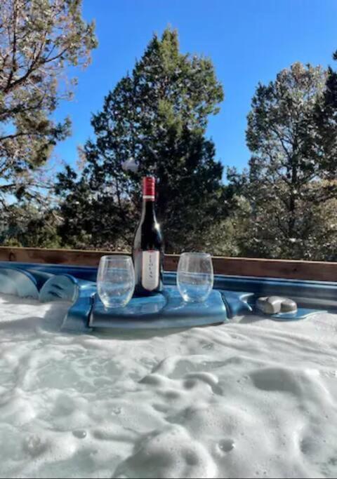 Perk Canyon Hidden Acres-Hot Tub-Gas Fireplace رويدوسو، نيومكسيكو المظهر الخارجي الصورة