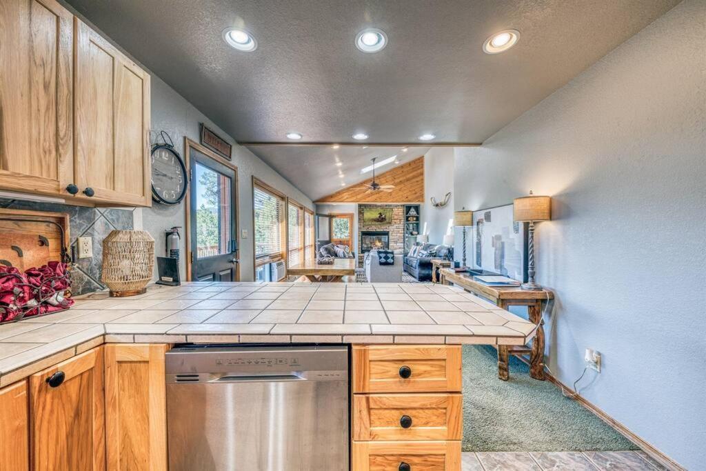 Perk Canyon Hidden Acres-Hot Tub-Gas Fireplace رويدوسو، نيومكسيكو المظهر الخارجي الصورة