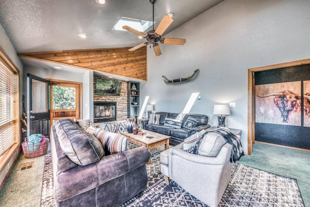 Perk Canyon Hidden Acres-Hot Tub-Gas Fireplace رويدوسو، نيومكسيكو المظهر الخارجي الصورة