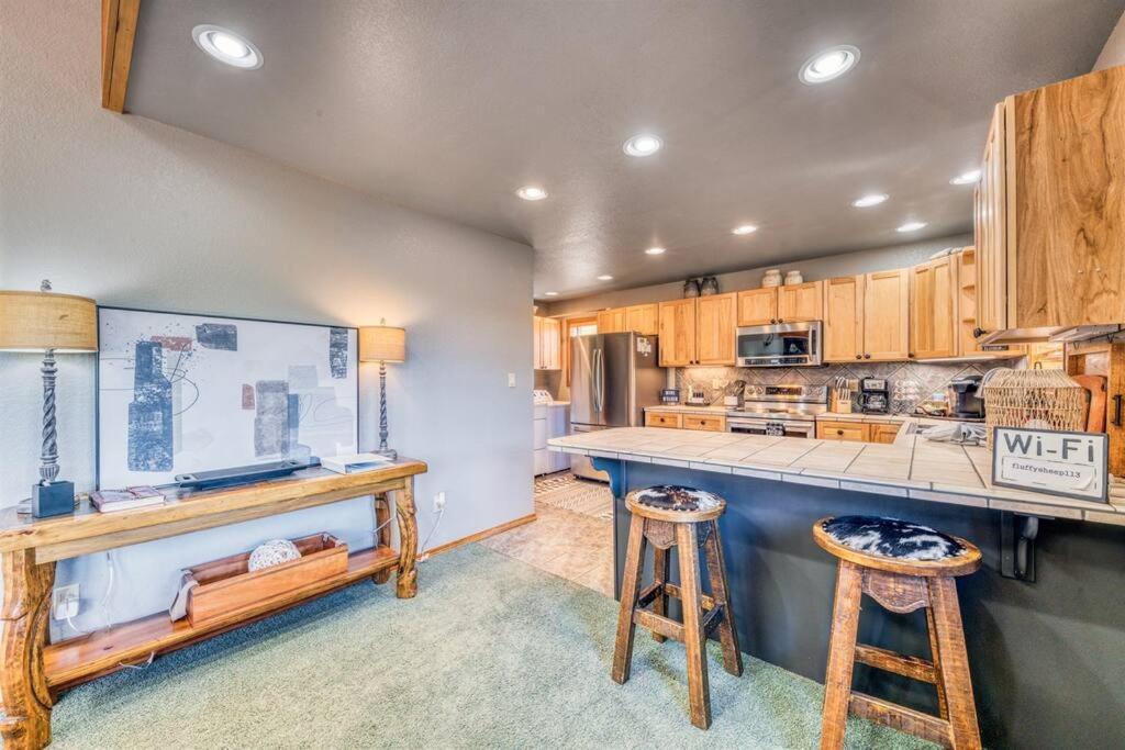Perk Canyon Hidden Acres-Hot Tub-Gas Fireplace رويدوسو، نيومكسيكو المظهر الخارجي الصورة